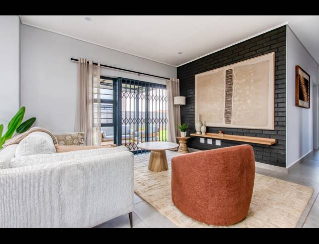 4 BEDROOM CLUSTER FOR SALE IN ALBERTSDAL
